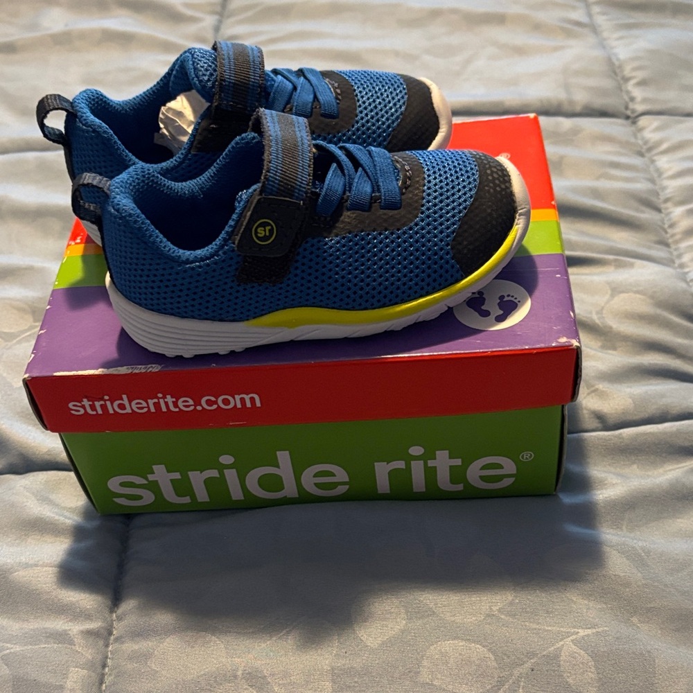Stride Rite Kids Sneakers in Blue and Black